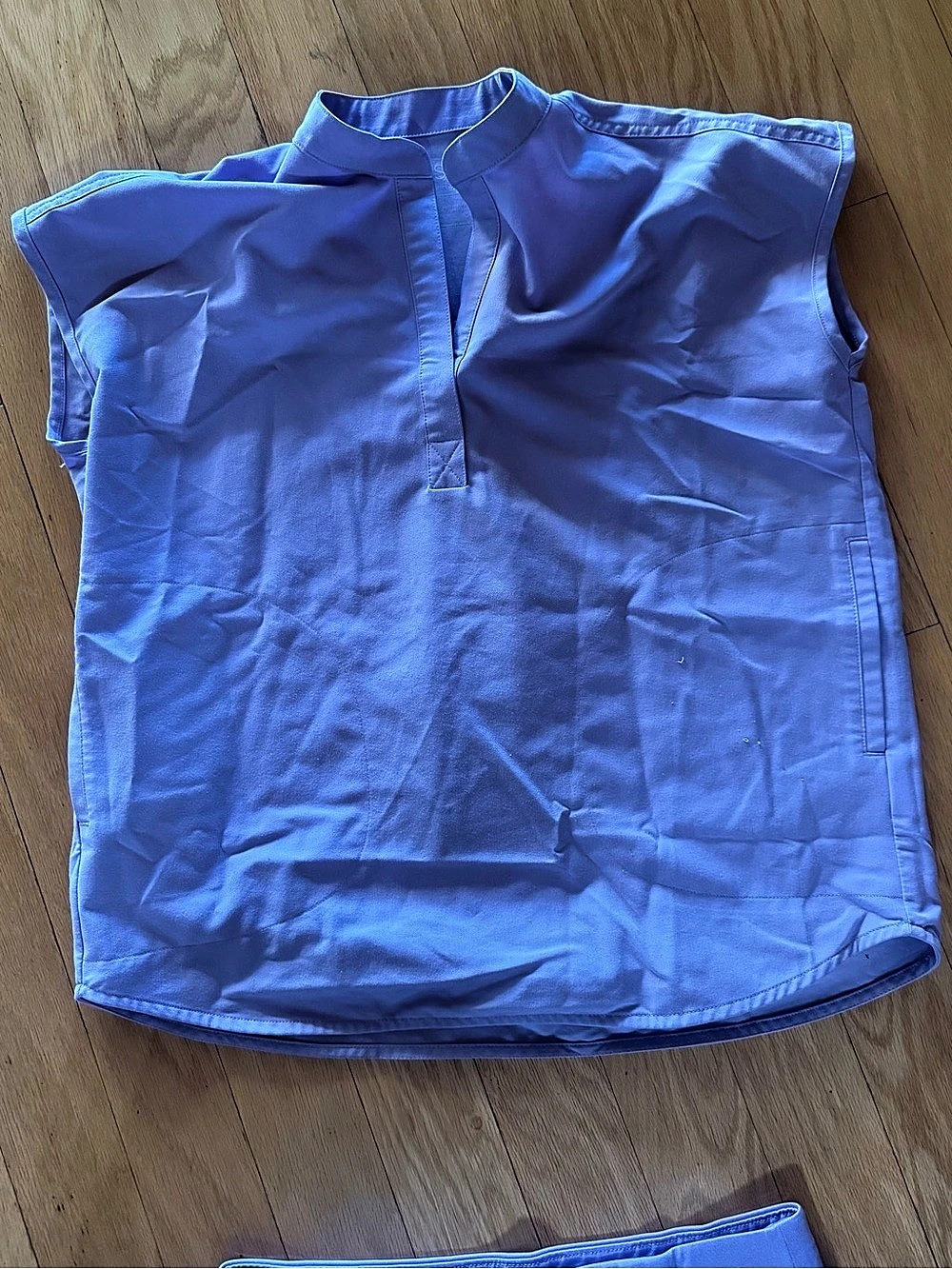 FIGS Rafaela Oversized Scrub Top Sleeveless Tunic in Blue Size XS